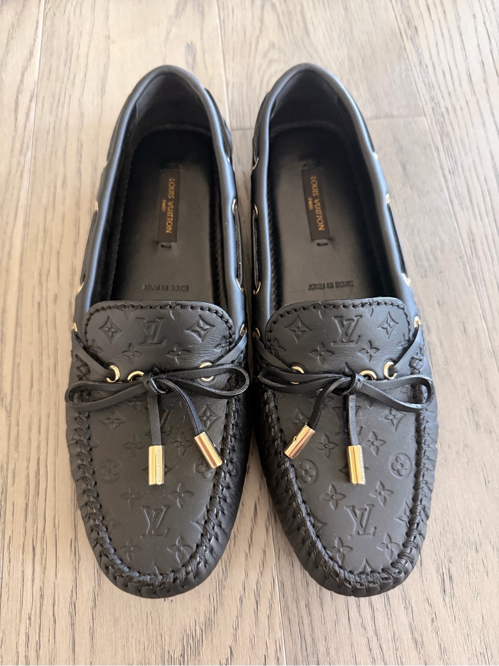 Unworn Louis Vuitton Women’s Black Embossed Leather Driving Loafers